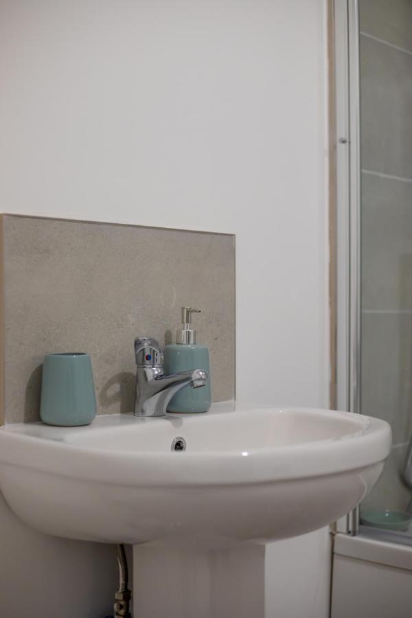 Sigma Executive Apartment 6 Норт-Шілдс Екстер'єр фото